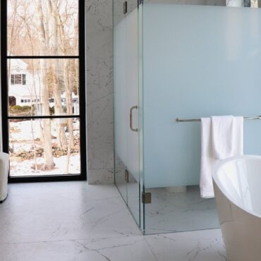 Transform Your Bathroom into a Personal Spa Retreat