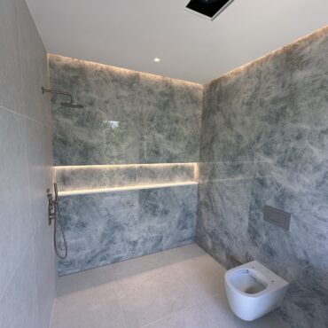 Why Are My Bathroom Tiles Cracking